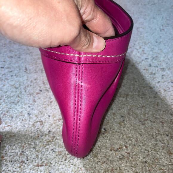 Coach Large magenta leather wristlet with charm - Picture 7 of 7